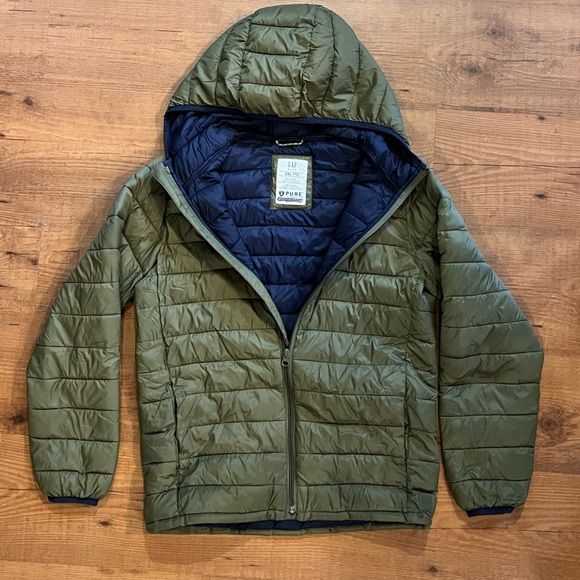 *SOLD* Gap Kids Lightweight Puffer with Hood - Picture 1 of 3